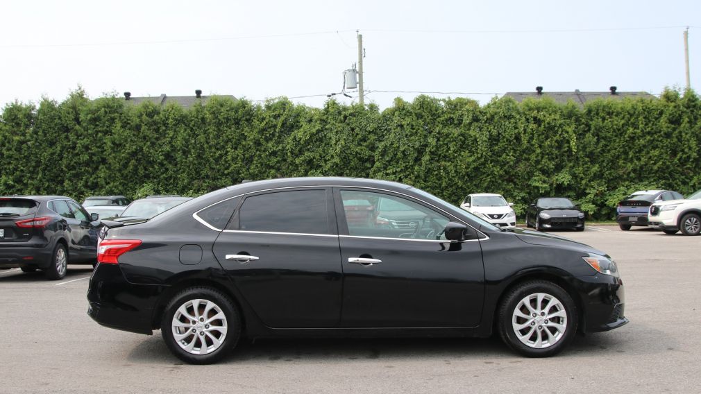 2017 Nissan Sentra — photo 8