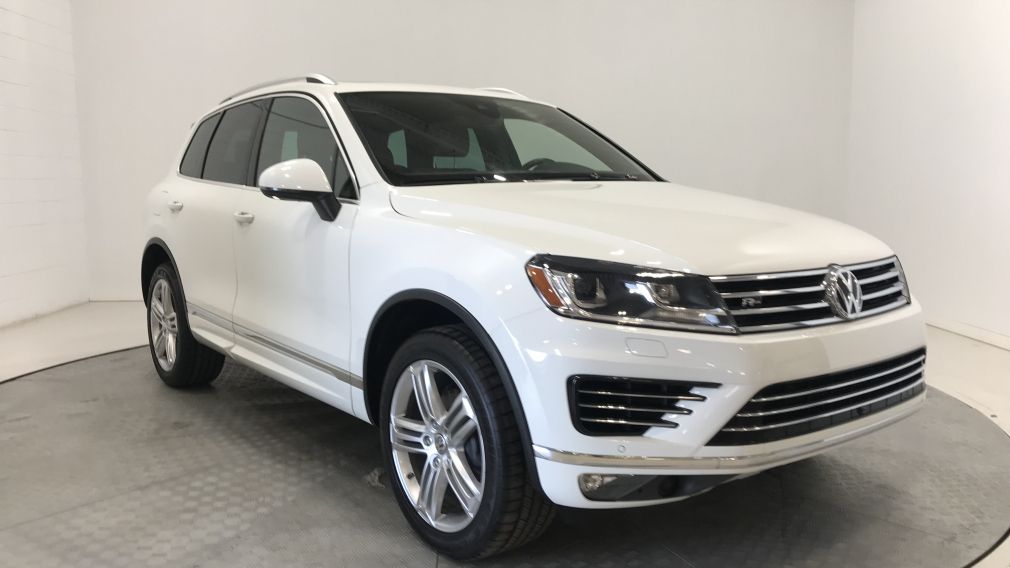 2017 Volkswagen Touareg Execline R-LINE, AWD, CUIR, TOIT PANO, AUBAINE!!! #0