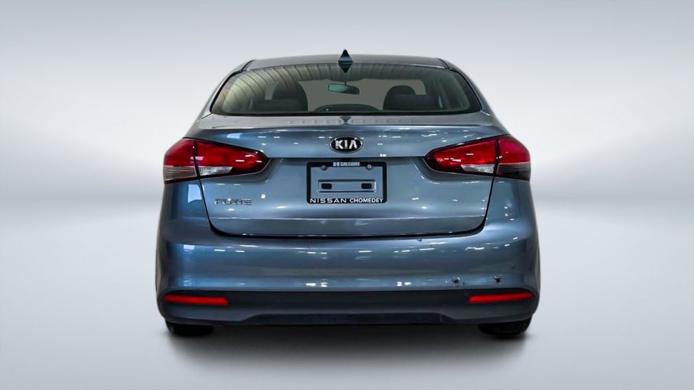 2017 Kia Forte — photo 6