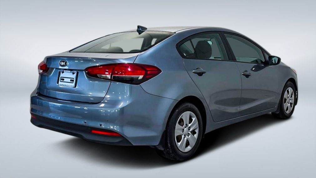 2017 Kia Forte — photo 7