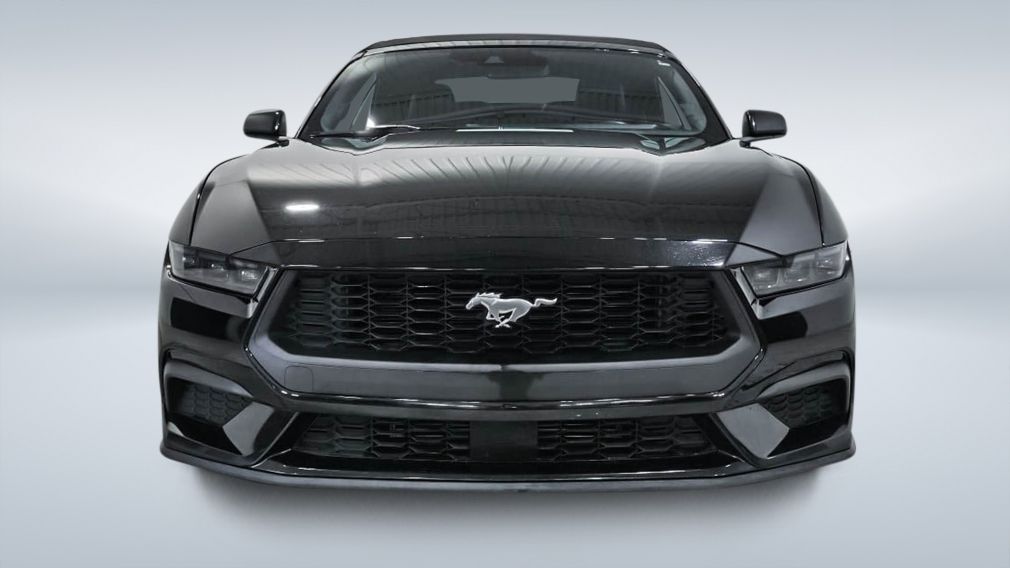 2025 Ford Mustang — photo 2