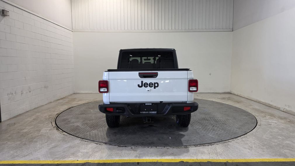 2022 Jeep Gladiator — photo 6