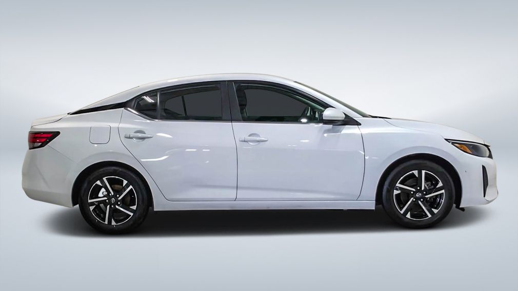 2025 Nissan Sentra — photo 8