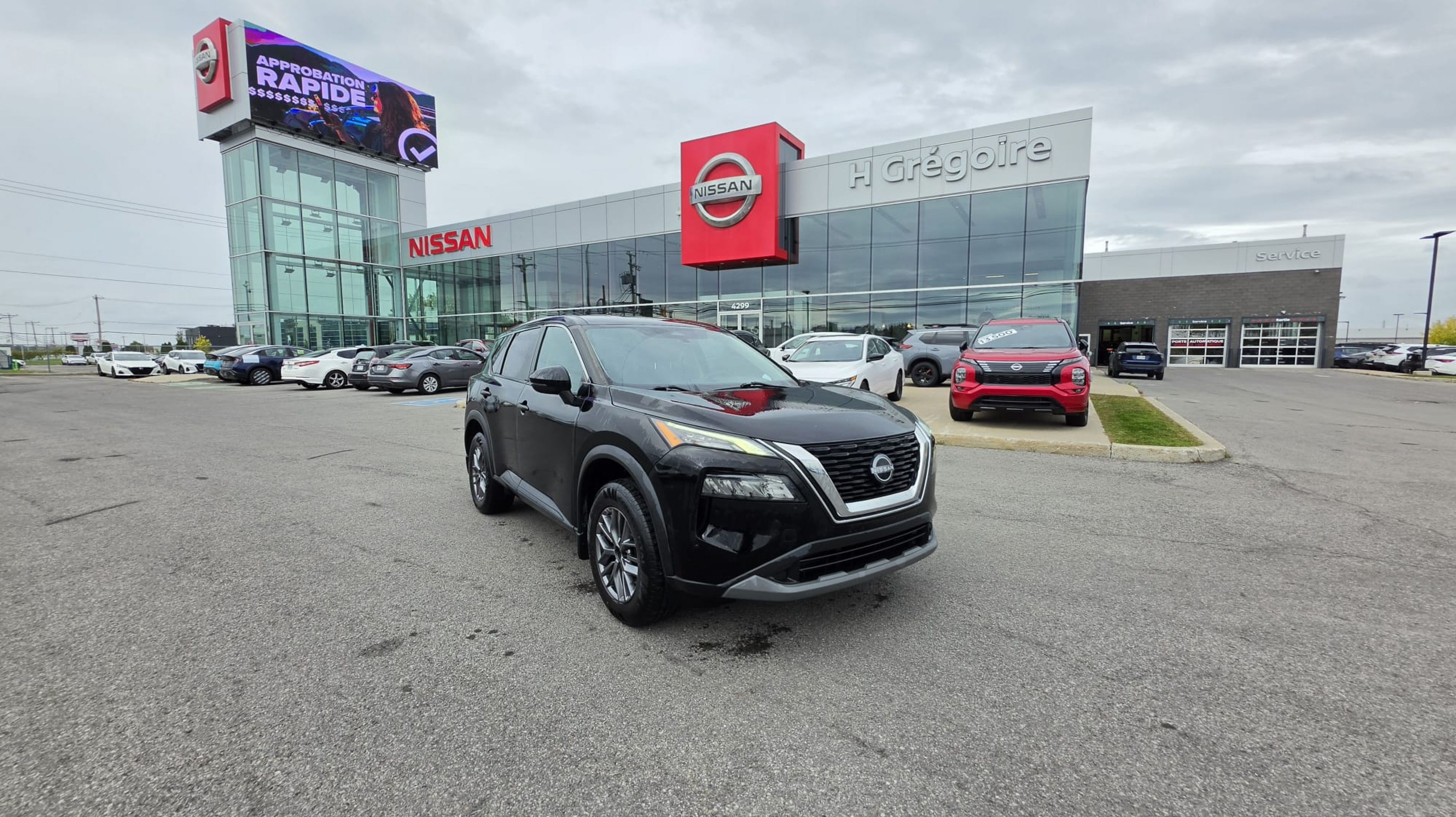 2022 Nissan Rogue — Monbili