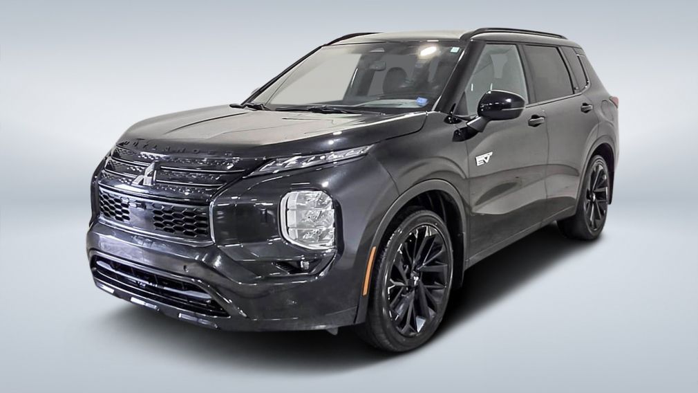 2024 Mitsubishi Outlander — photo 3