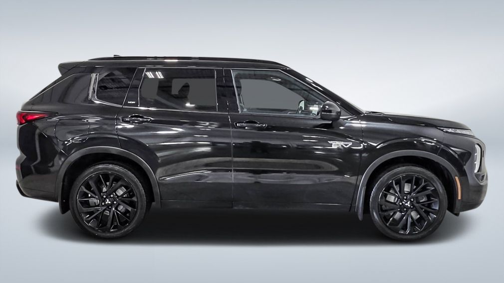 2024 Mitsubishi Outlander — photo 8