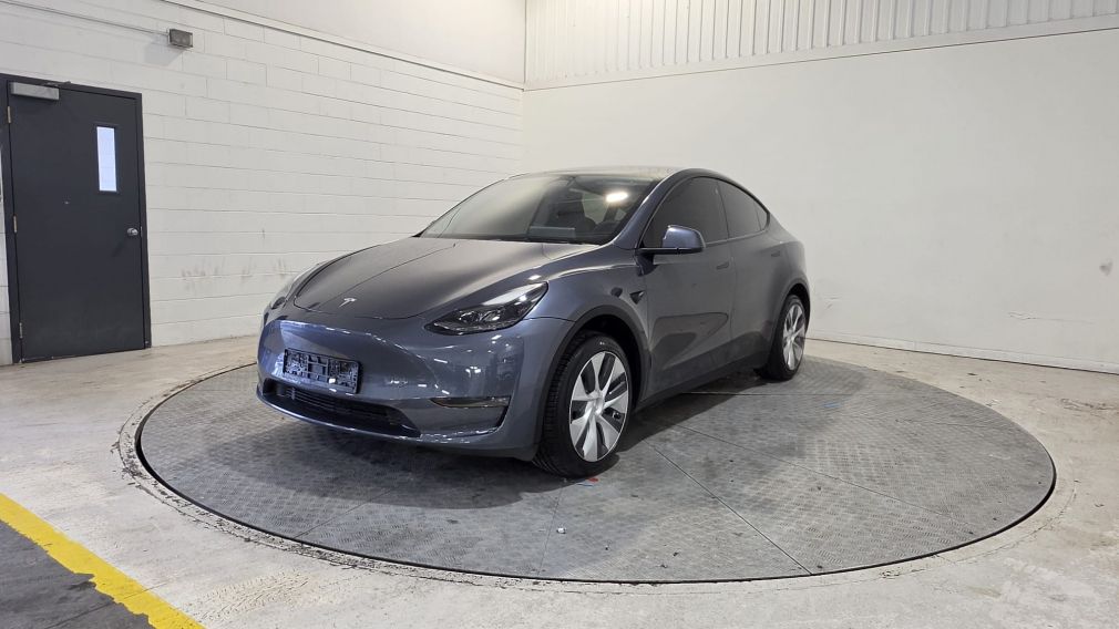 2023 Tesla Model Y — photo 3