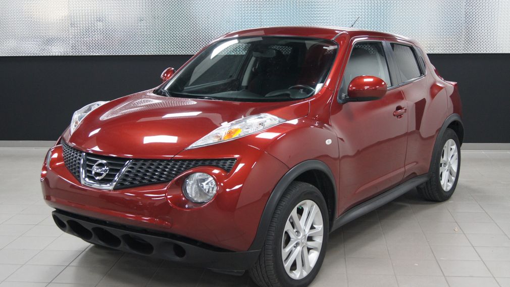 2011 Nissan Juke SV Turbo 4x4 #2