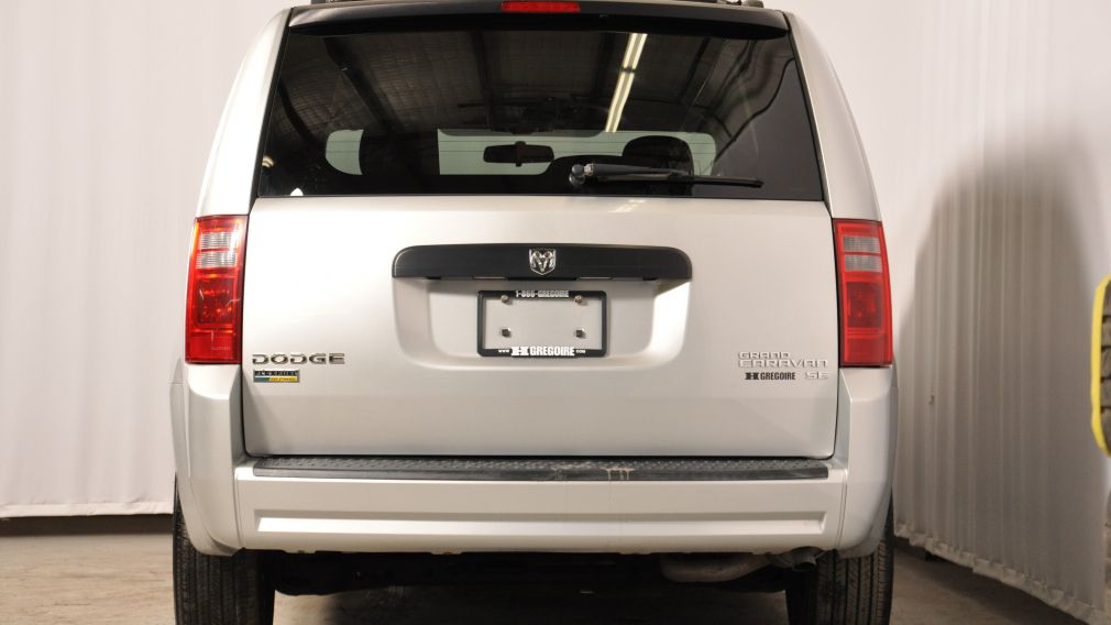 2010 Dodge GR Caravan SE #40