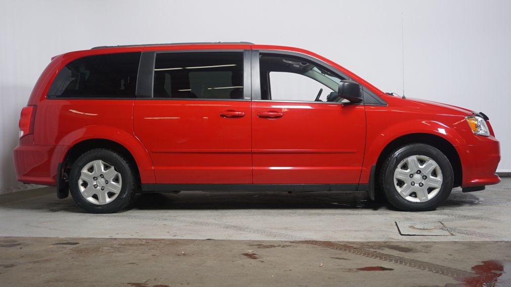 2013 Dodge GR Caravan SXT stow & go #2