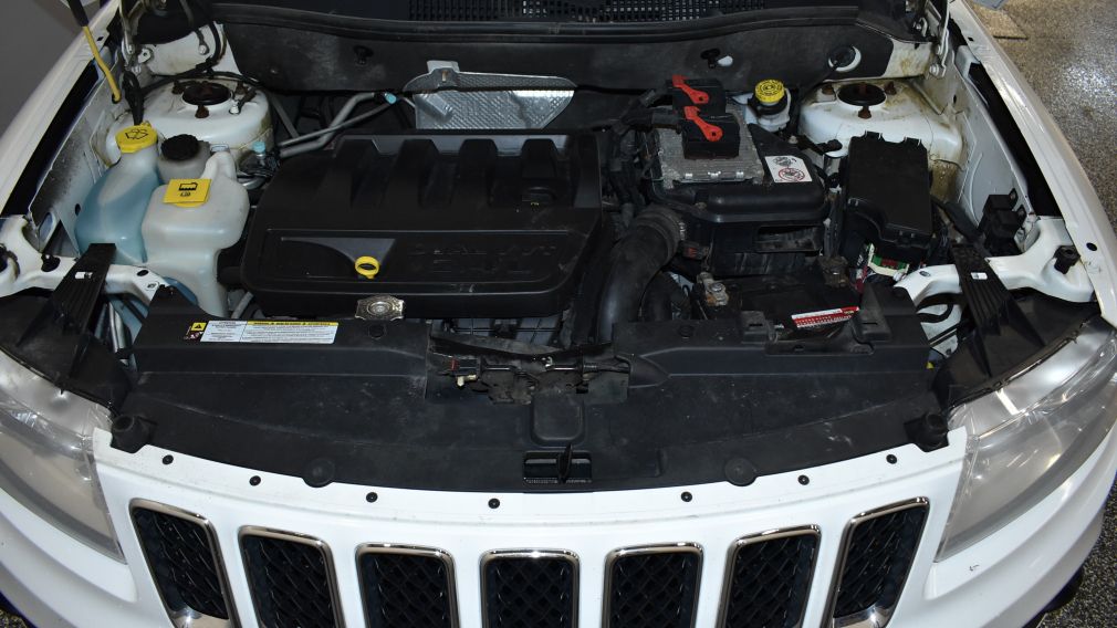 2013 Jeep Compass North #19