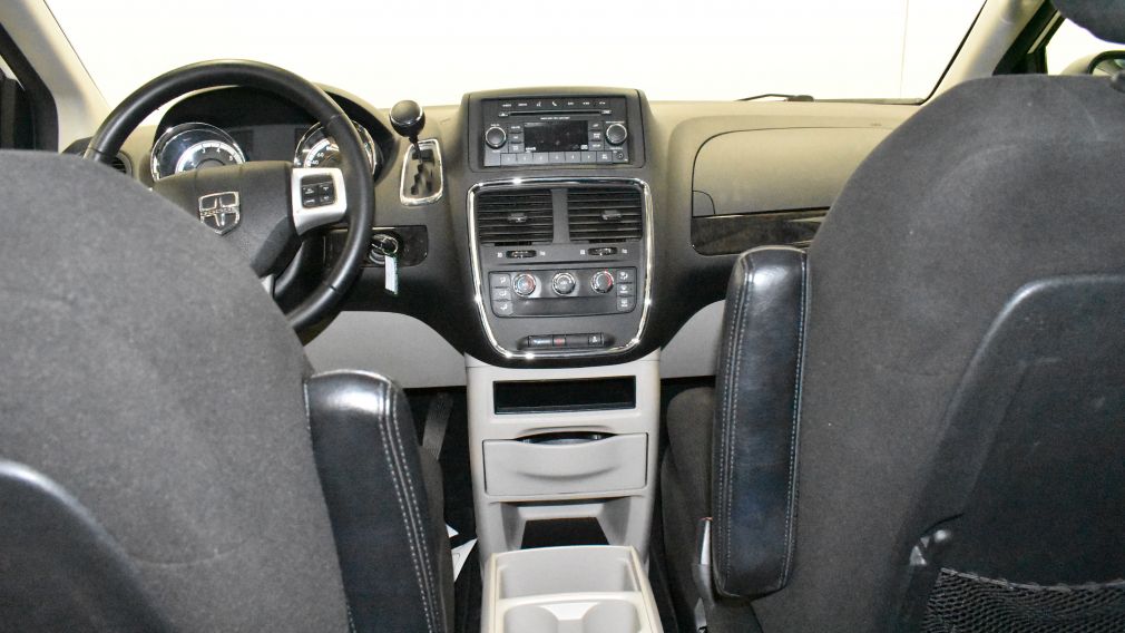 2012 Dodge GR Caravan SXT STOW & GO #9