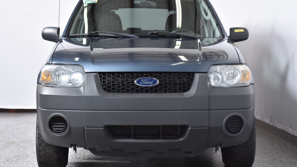 2005 Ford Escape XLS #2