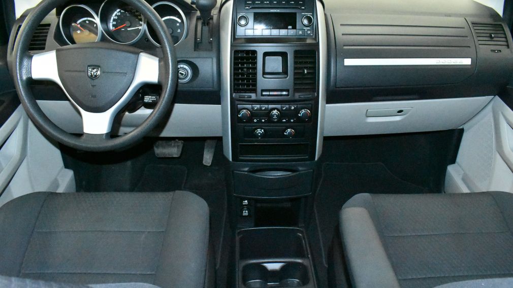 2010 Dodge GR Caravan SE #10