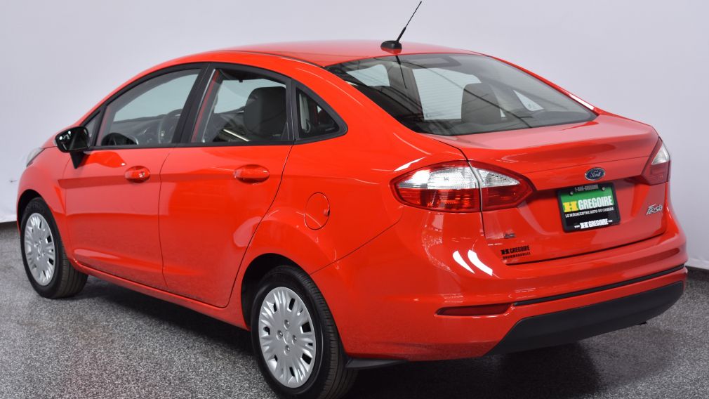 2014 Ford Fiesta SE #4