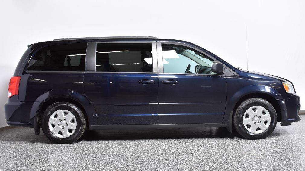 2011 Dodge GR Caravan SXT STOW & GO #2