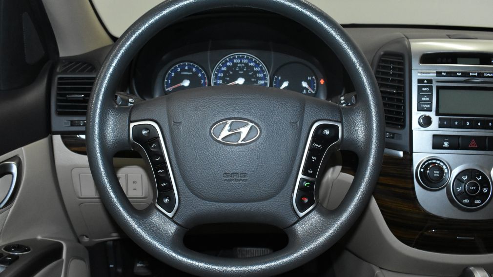 2010 Hyundai Santa Fe GL #12