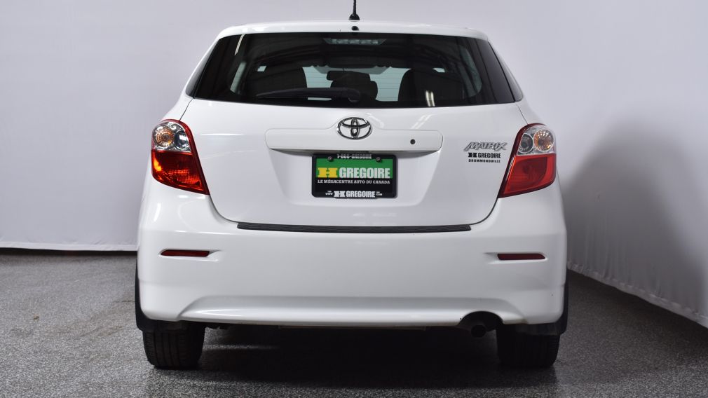 2014 Toyota Matrix 4dr Wgn Man FWD #4