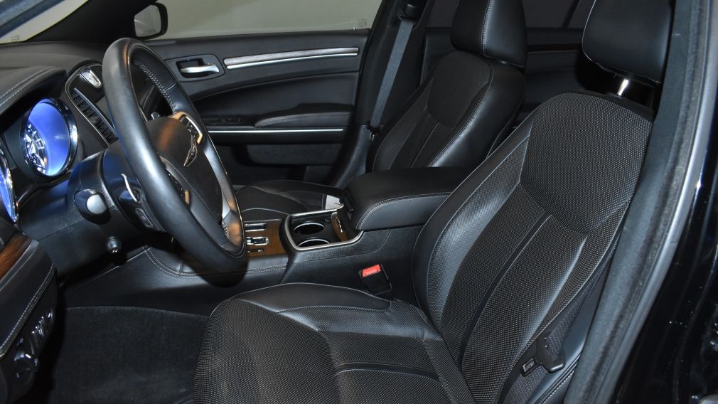 2012 Chrysler 300C Luxury Series, AWD, TOIT, Navigation #8