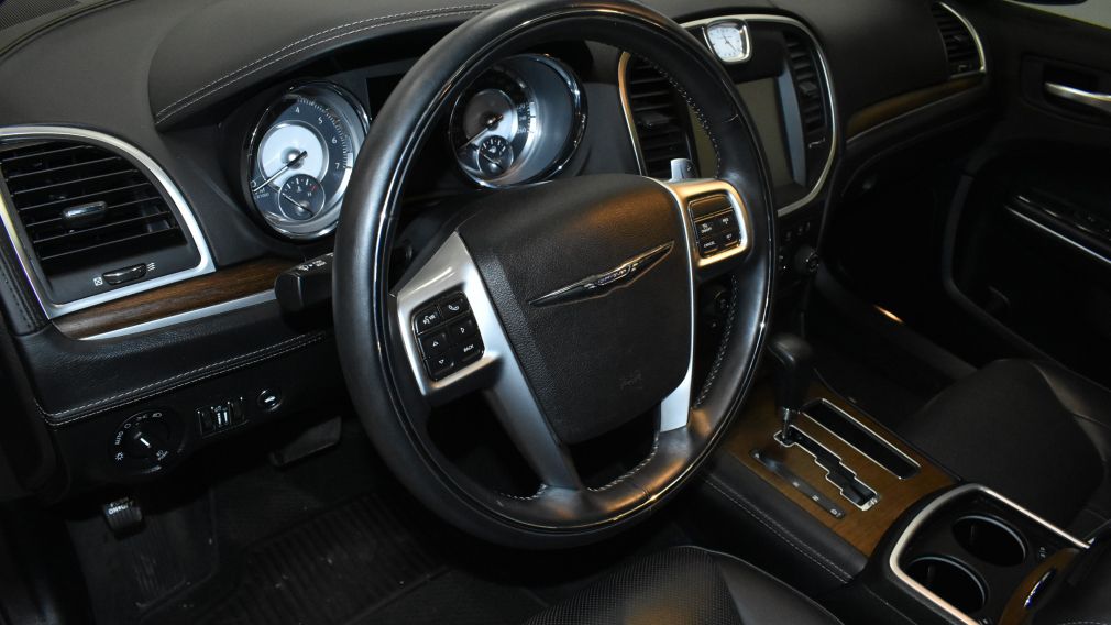 2012 Chrysler 300C Luxury Series, AWD, TOIT, Navigation #9