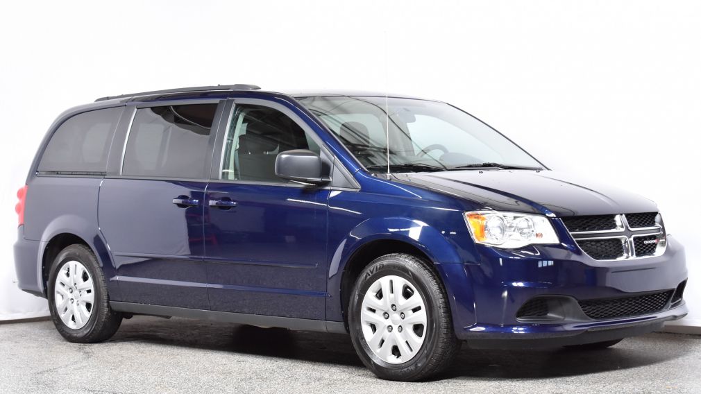 2016 Dodge GR Caravan SXT #18