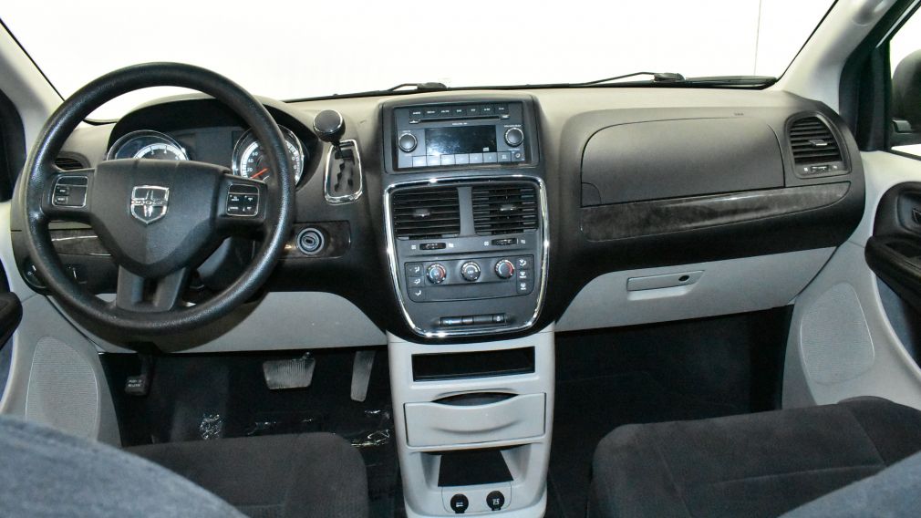 2011 Dodge GR Caravan SE #11