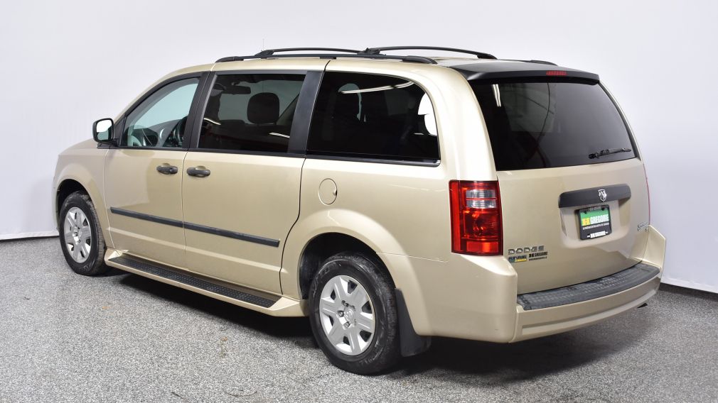 2010 Dodge GR Caravan SE #3