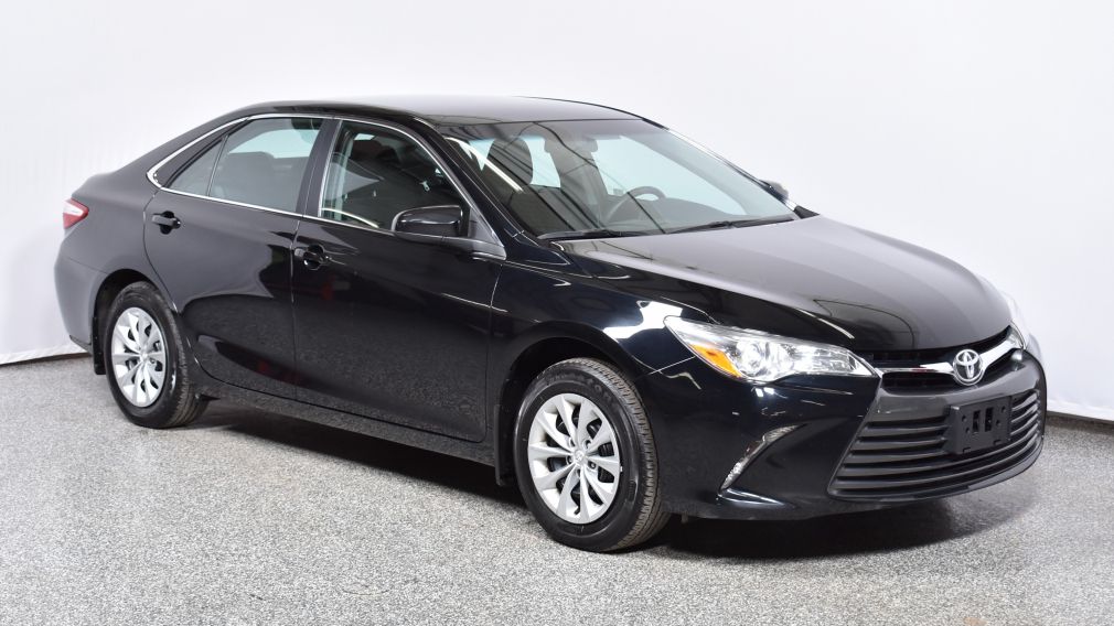 2016 Toyota Camry LE #0