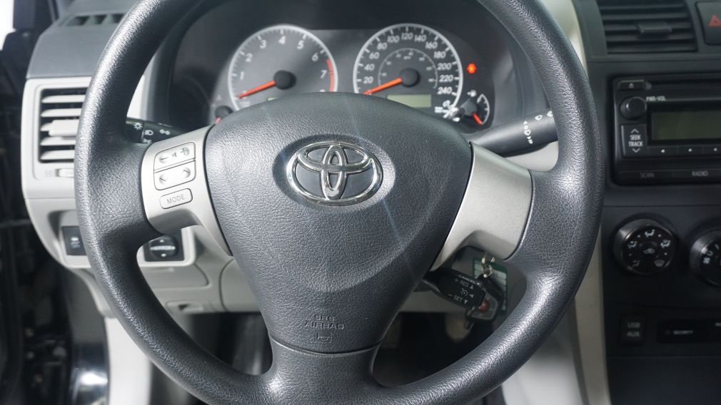 2013 Toyota Corolla S #12