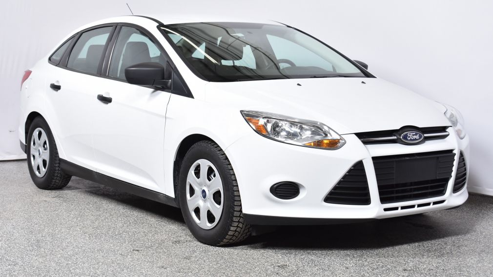 2014 Ford Focus S #0