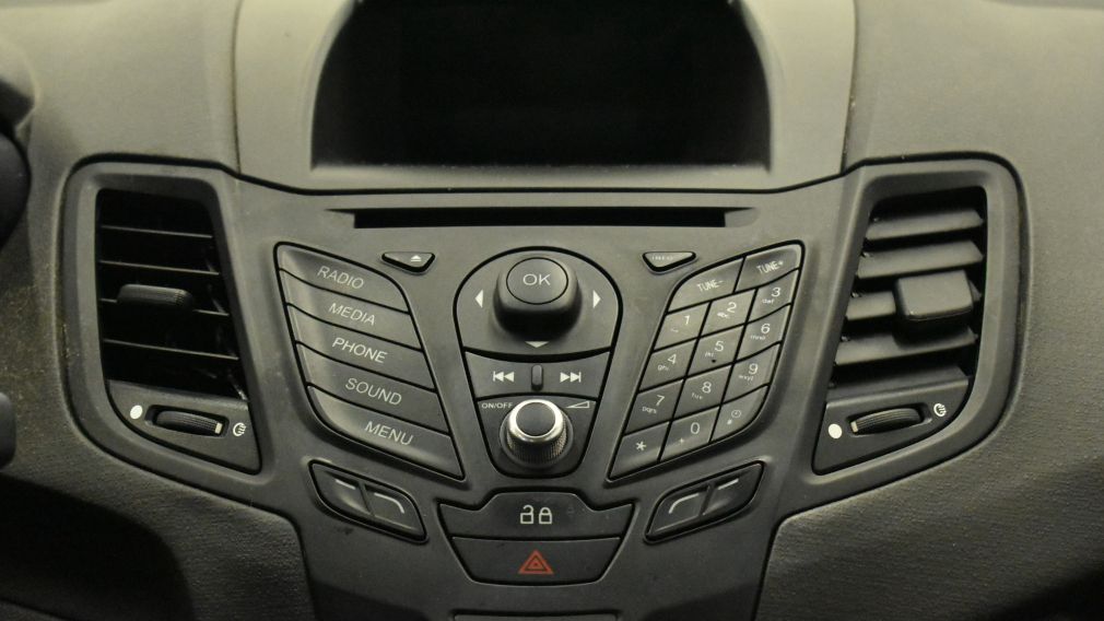 2014 Ford Fiesta SE Automatique #9