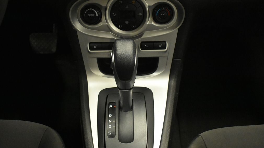 2014 Ford Fiesta SE Automatique #11