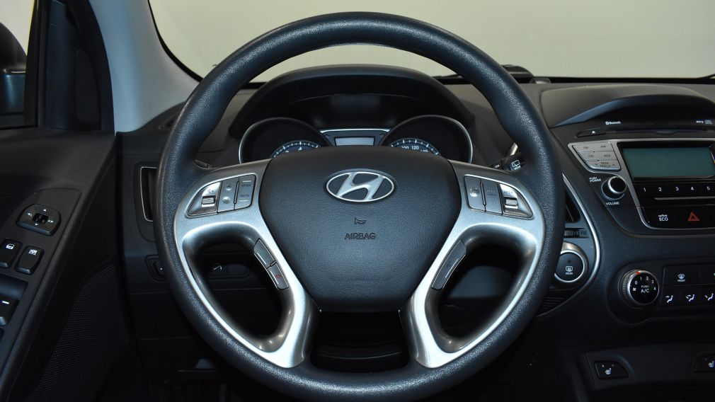 2012 Hyundai Tucson GL #12