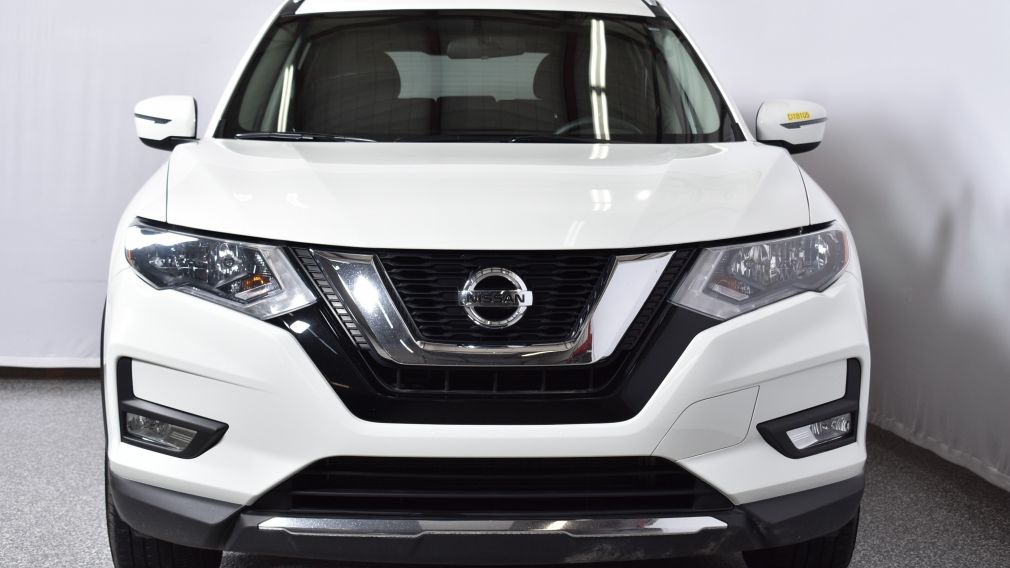 2017 Nissan Rogue SV #2