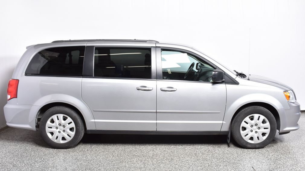 2014 Dodge GR Caravan SXT #2