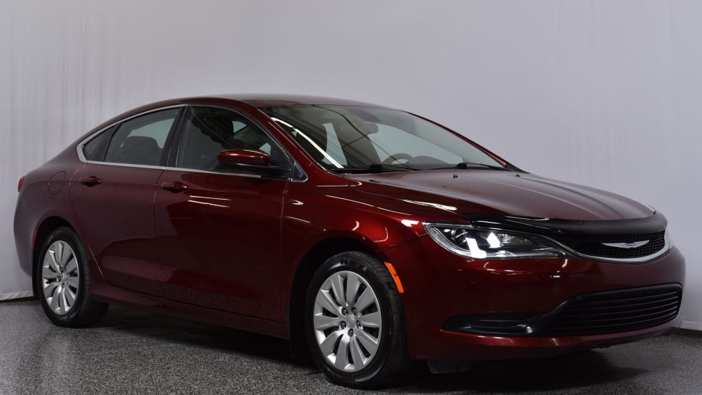 2015 Chrysler 200 LX #0