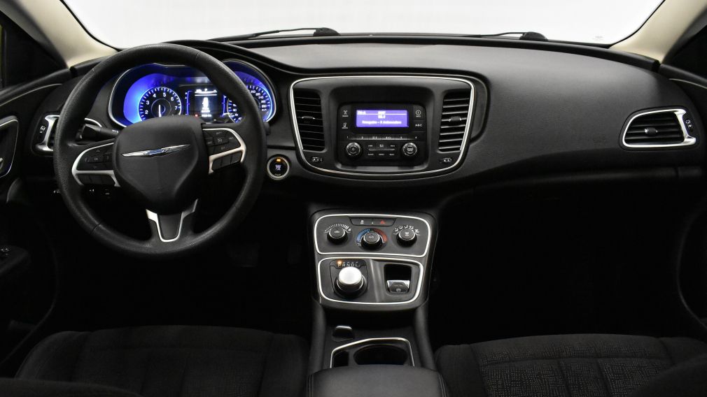 2015 Chrysler 200 LX #11