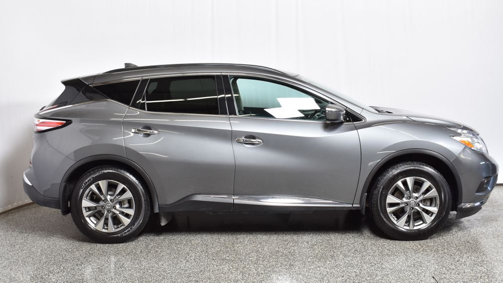 2017 Nissan Murano SV #2