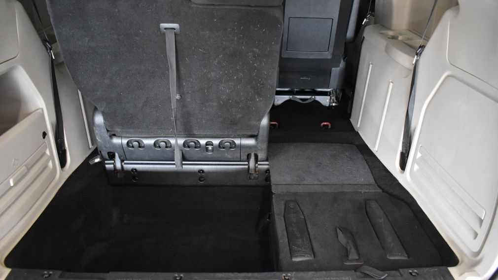 2012 Dodge GR Caravan SE #22