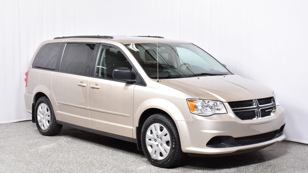 2016 Dodge GR Caravan SXT #0