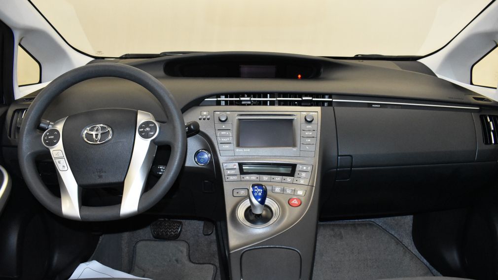 2013 Toyota Prius 5dr HB #10