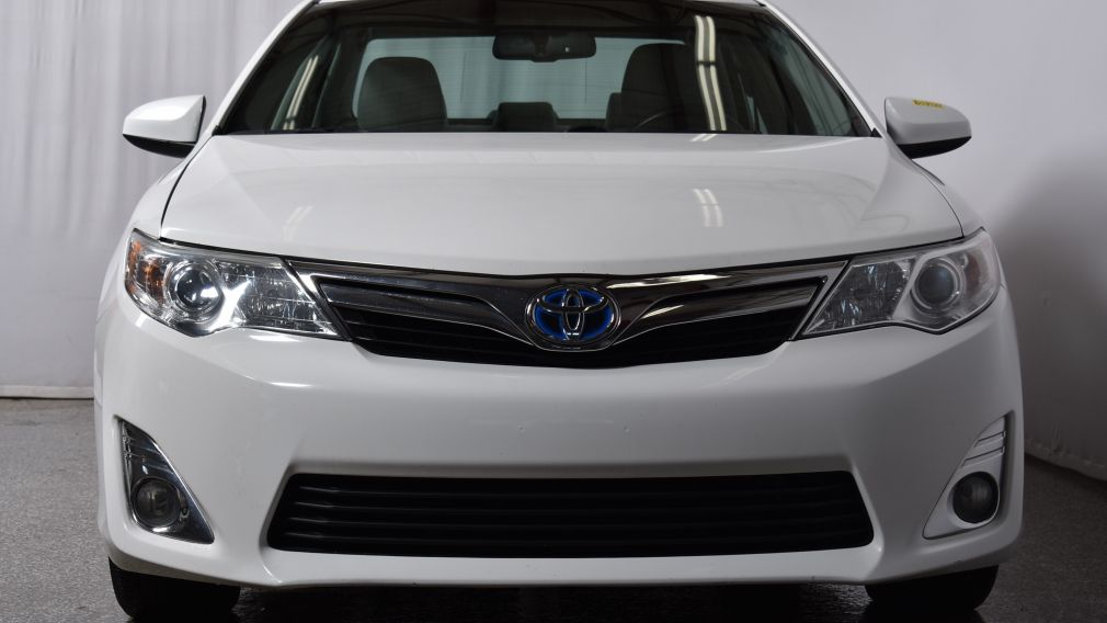 2014 Toyota Camry XLE #2