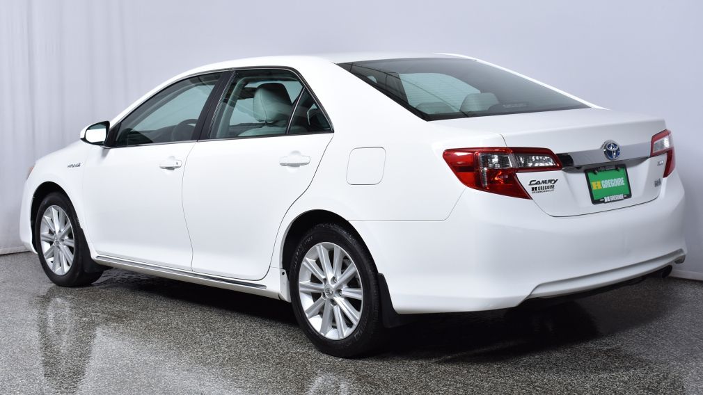 2014 Toyota Camry XLE #4