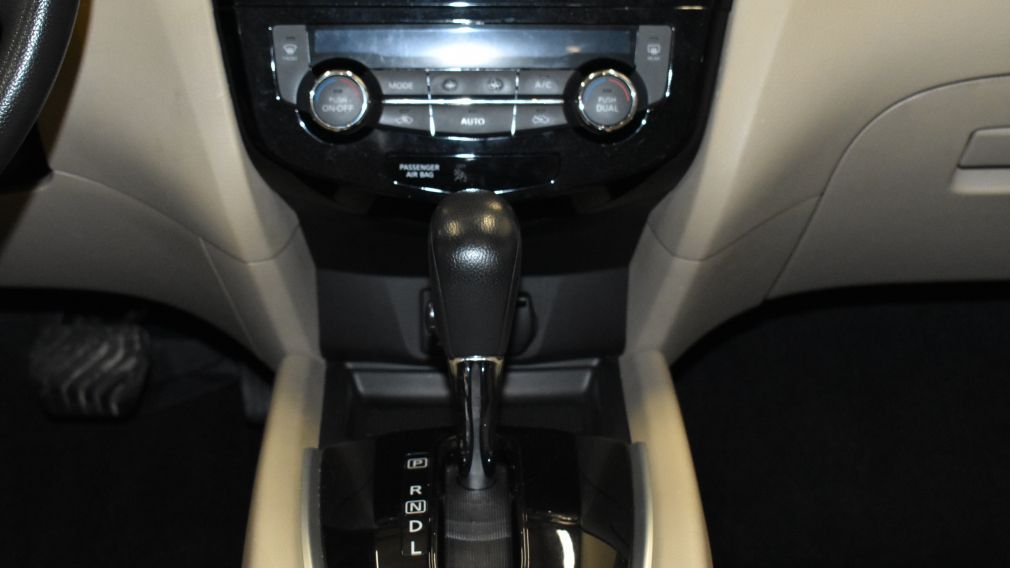 2016 Nissan Rogue SL AWD Toit Ouvrant Sièges chauffants Cuir #12