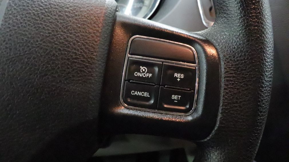 2019 Dodge GR Caravan SXT, Stow'N'Go #17