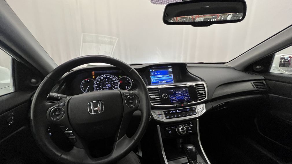 2015 Honda Accord Touring, Toit, Cuir, Nav #16