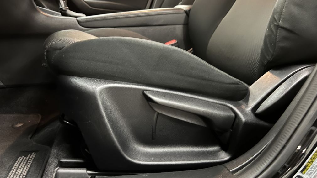 2018 Mazda 3 GX, Automatique, A/C #24