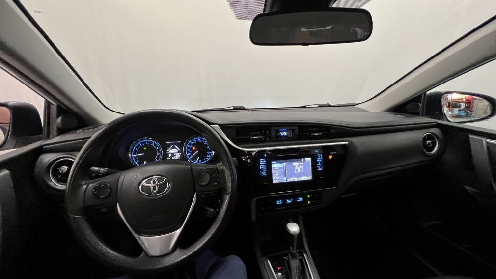 2017 Toyota Corolla LE Automatique, A/C #16