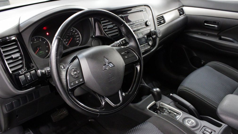 2016 Mitsubishi Outlander ES #9