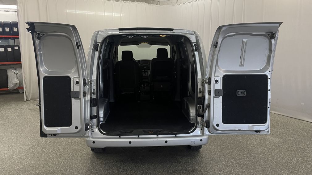 2019 Nissan NV200 SV #23